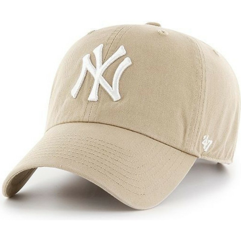 wyginieta-czapka-beige-z-bialy-m-logo-new-york-yankees-mlb-clean-up-47-brand