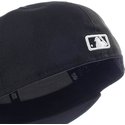 plaska-czapka-czarna-obcisla-59fifty-essential-boston-red-sox-mlb-new-era