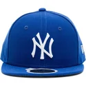 granatowa-dziecieca-czapka-z-daszkiem-59fifty-essential-new-york-yankees-mlb-od-new-era