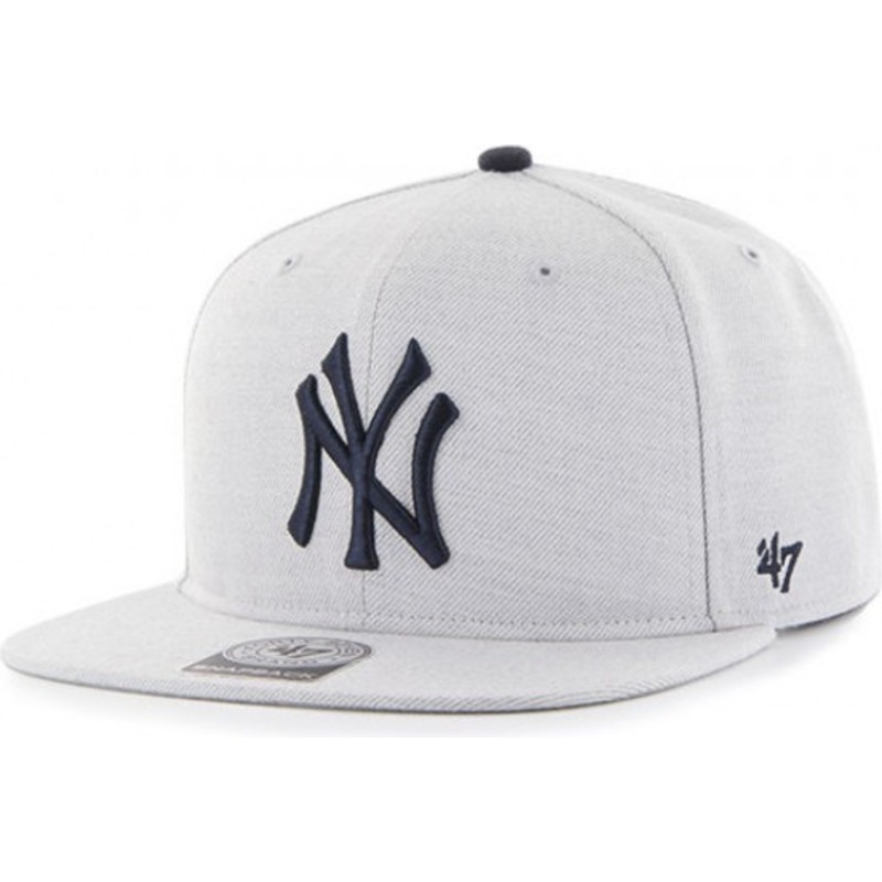 plaska-czapka-szara-snapback-new-york-yankees-mlb-boreland-captain-rf-47-brand