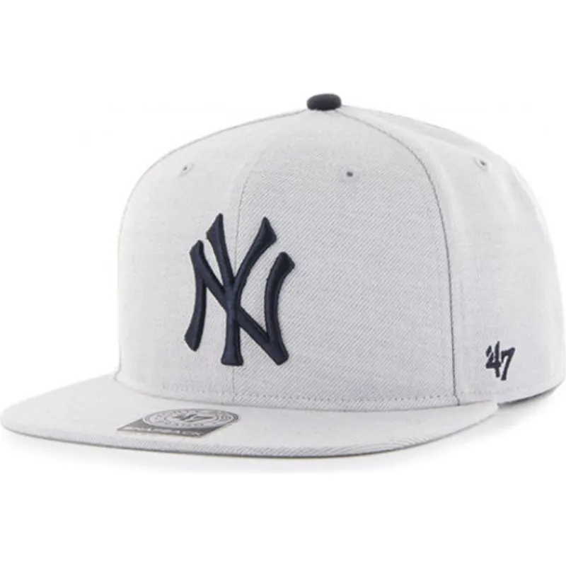 szara-czapka-snapback-z-plaskim-daszkiem-new-york-yankees-mlb-boreland-captain-rf-marki-47-brand