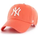 pomaranczowa-czapka-z-zakrzywionym-daszkiem-new-york-yankees-mlb-clean-up-od-47-brand