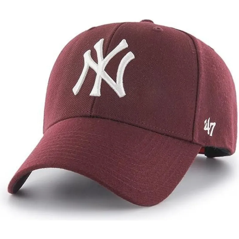 bordowa-czapka-z-daszkiem-z-bialym-logo-snapback-new-york-yankees-mlb-mvp-od-47-brand