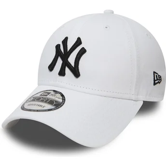 biala-zakrzywiona-czapka-regulowana-9forty-essential-new-york-yankees-mlb-od-new-era