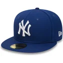 czapki-plana-niebieski-dopasowany-59fifty-essential-new-york-yankees-mlb-new-era