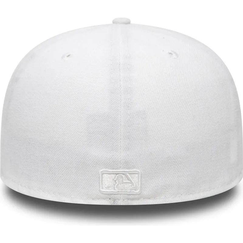 czapki-plana-bialy-dopasowany-59fifty-white-on-white-new-york-yankees-mlb-new-era