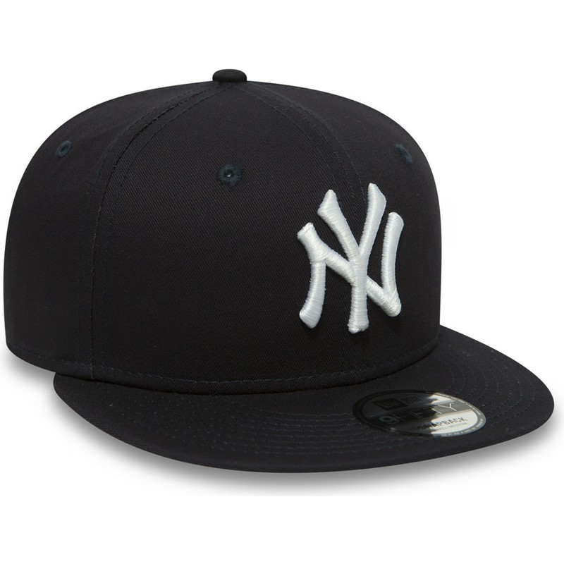 plaska-czapka-ciemnoniebieska-z-regulacja-9fifty-essential-new-york-yankees-mlb-new-era