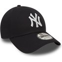 wyginieta-czapka-ciemnoniebieska-z-regulacja-9forty-essential-new-york-yankees-mlb-new-era