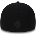 granatowa-zakrzywiona-czapka-dopasowana-39thirty-black-coll-new-england-patriots-nfl-od-new-era