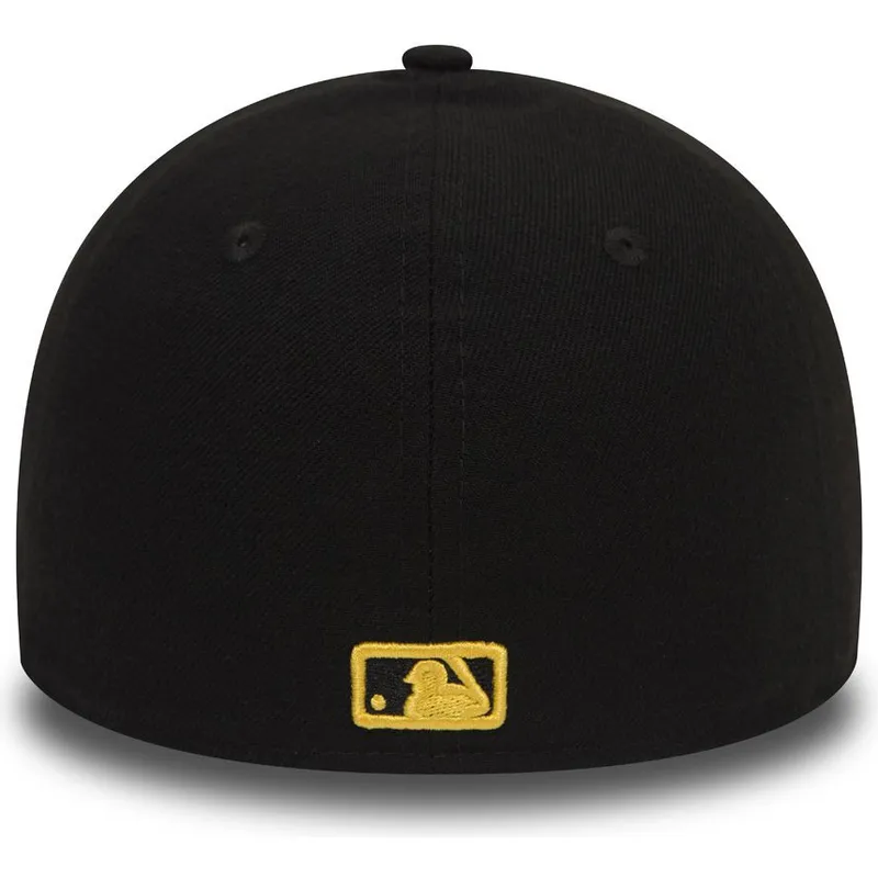 czapki-curva-czarny-dopasowany-59fifty-low-profile-poly-pittsburgh-pirates-mlb-new-era