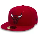 czerwona-dopasowana-czapka-z-plaskim-daszkiem-59fifty-chain-stitch-chicago-bulls-nba-od-new-era