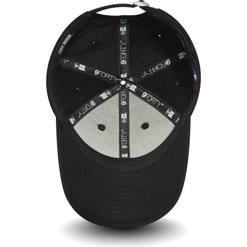 czapki-curva-czarny-tasma-regulowana-9forty-satin-patch-new-york-yankees-mlb-new-era