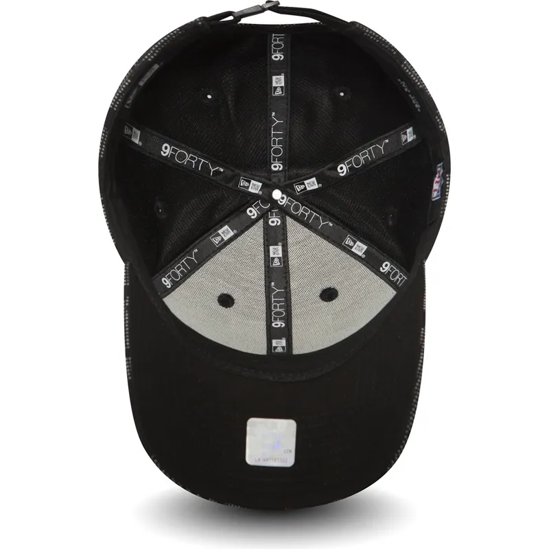 czapki-curva-czarny-tasma-regulowana-9forty-night-time-reflective-las-vegas-raiders-nfl-new-era