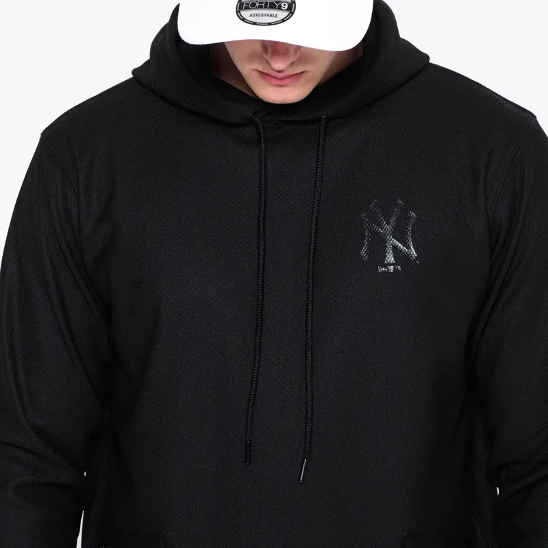 bluzy-z-kapturem-czarny-pullover-hoody-stealth-new-york-yankees-mlb-new-era