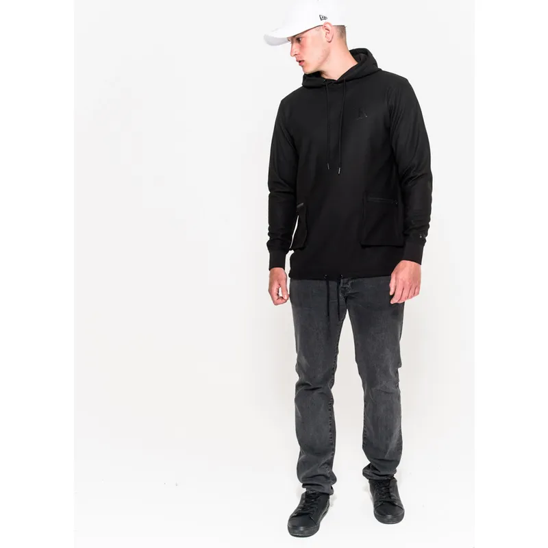 bluzy-z-kapturem-czarny-pullover-hoody-stealth-new-york-yankees-mlb-new-era