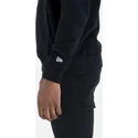 bluzy-z-kapturem-czarny-pullover-hoody-san-antonio-spurs-nba-new-era