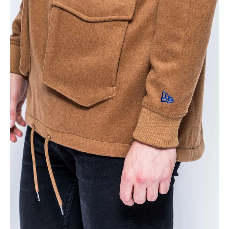 bluzy-z-kapturem-brazowy-sudadera-con-capucha-marron-pullover-hoody-premium-classics-new-era bluzy-z-kapturem-brazowy-sudadera-con-capucha-marron-pullover-hoody-premium-classics-new-era