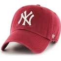 czerwona-zakrzywiona-czapka-new-york-yankees-mlb-clean-up-marki-47-brand