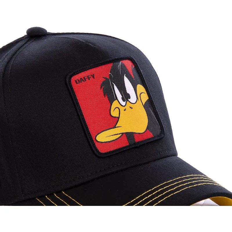 czapki-curva-czarny-snapback-kaczor-daffy-looney-tunes-capslab