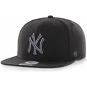 czapki-plana-czarny-snapback-captain-iridescent-new-york-yankees-mlb-47-brand