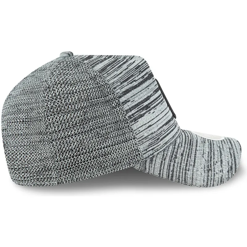 czapki-curva-szary-snapback-ajustable-negro-9forty-engineered-fit-new-york-yankees-mlb-new-era
