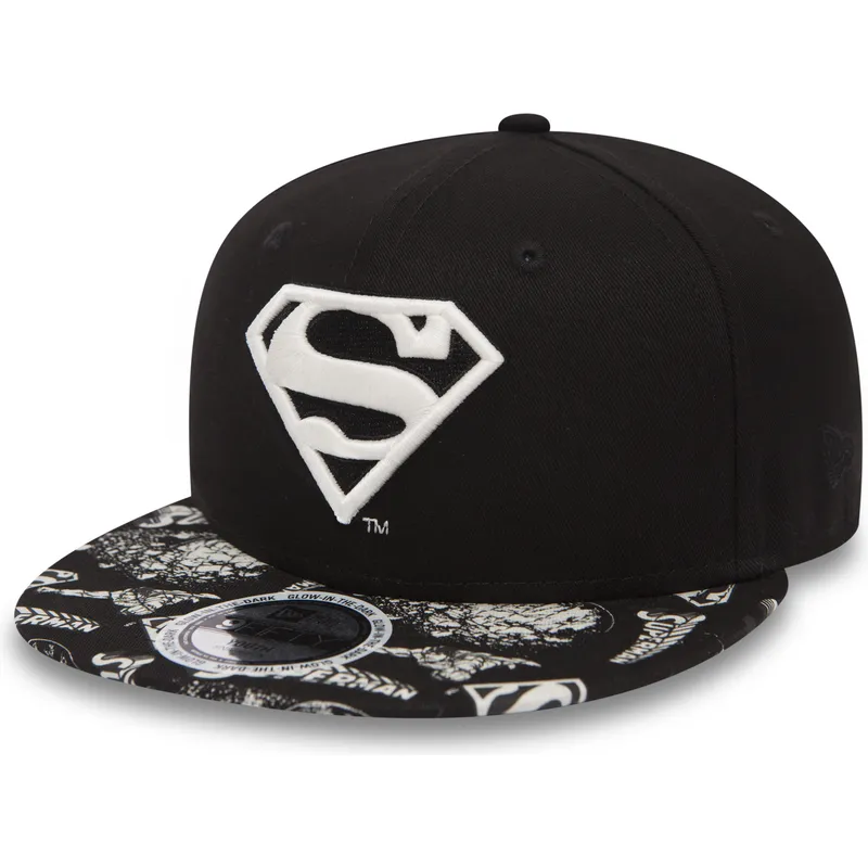 czapki-plana-czarny-snapback-dla-dziecka-9fifty-gitd-superman-warner-bros-new-era