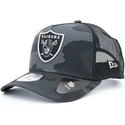 czapki-curva-kamuflaz-snapback-negro-essential-camo-a-frame-las-vegas-raiders-nfl-new-era