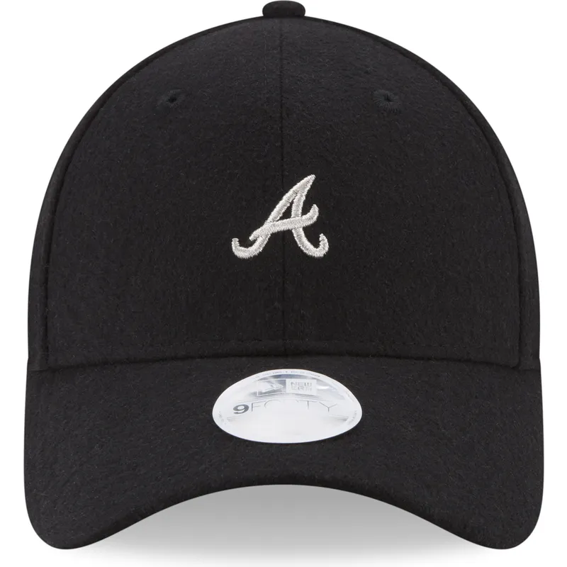 czapki-curva-czarny-tasma-regulowana-9forty-melton-atlanta-braves-mlb-new-era