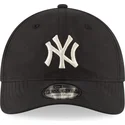 czarna-zakrzywiona-czapka-regulowana-9twenty-nylon-packable-new-york-yankees-mlb-od-new-era