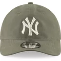 wyginieta-czapka-zielona-z-regulacja-9twenty-nylon-packable-new-york-yankees-mlb-new-era