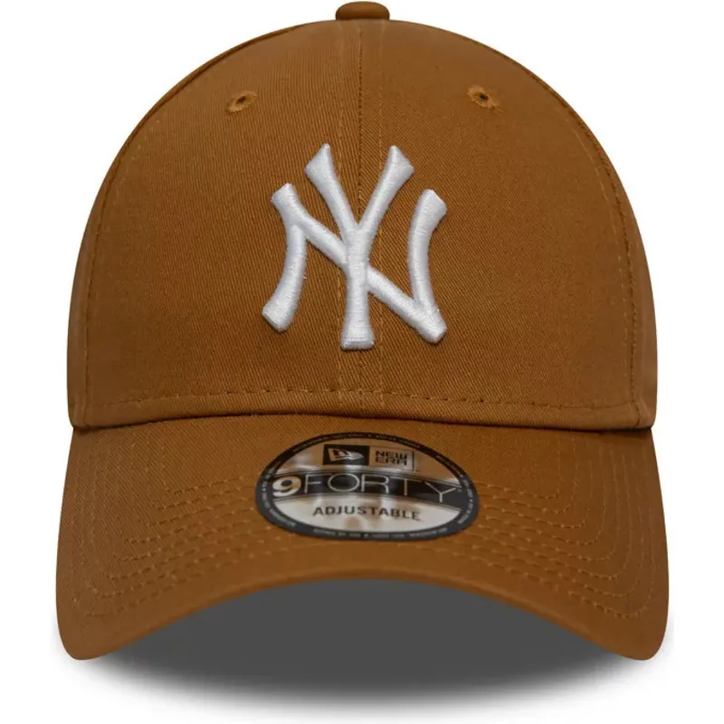 czapki-curva-brazowy-tasma-regulowana-trigo-9forty-league-essential-new-york-yankees-mlb-new-era czapki-curva-brazowy-tasma-regulowana-trigo-9forty-league-essential-new-york-yankees-mlb-new-era