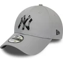 czapki-curva-szary-tasma-regulowana-camuflaje-9forty-camo-infill-new-york-yankees-mlb-new-era