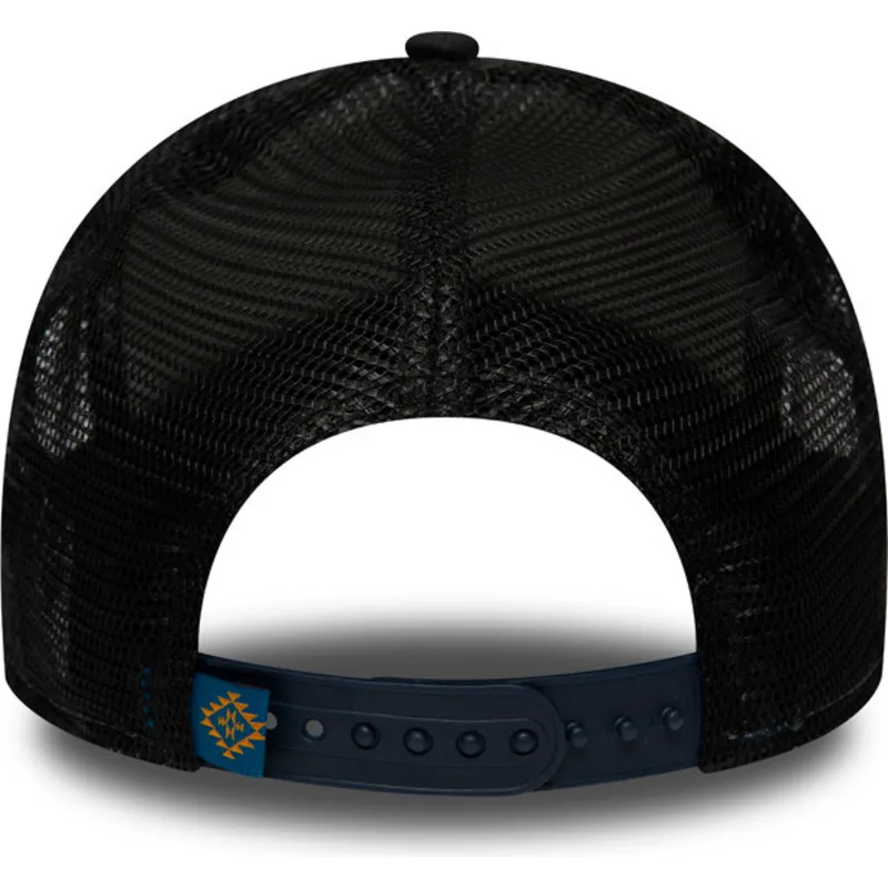 czapki-curva-granatowy-snapback-a-frame-new-era