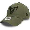 czapki-curva-zielony-tasma-regulowana-negro-9forty-league-essential-chicago-bulls-nba-new-era