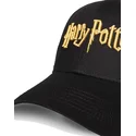 czarna-zakrzywiona-czapka-snapback-z-zlotym-logo-harry-potter-od-difuzed