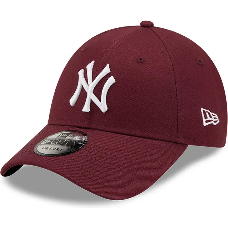 czapki-curva-czerwony-tasma-regulowana-granate-9forty-league-essential-new-york-yankees-mlb-new-era