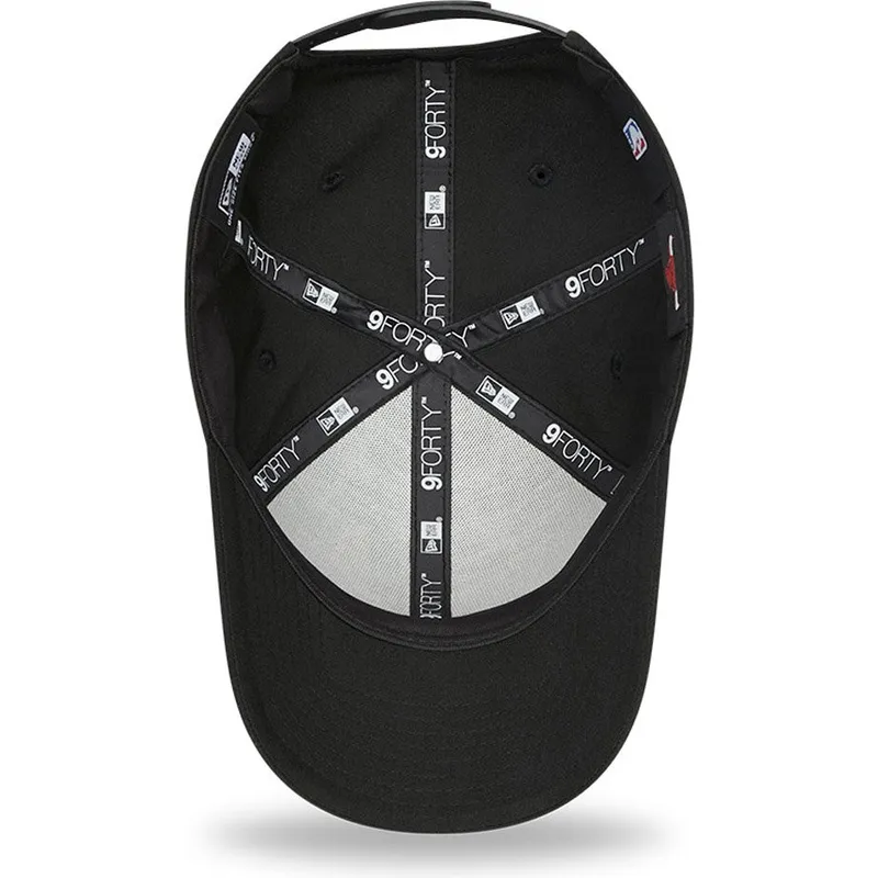 czapki-curva-czarny-snapback-9forty-black-and-gold-chicago-bulls-nba-new-era czapki-curva-czarny-snapback-9forty-black-and-gold-chicago-bulls-nba-new-era