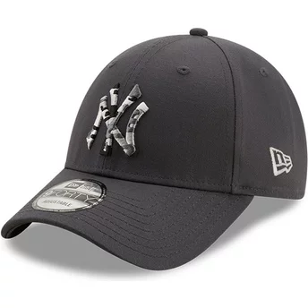 Szara, regulowana czapka z daszkiem 9FORTY Camo Infill New York Yankees MLB od New Era