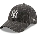 czapka-z-daszkiem-zakrzywiona-kamuflaz-czarny-regulowana-9forty-all-over-camo-new-york-yankees-mlb-new-era