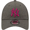 czapki-curva-szary-tasma-regulowana-rosa-9forty-shadow-tech-new-york-yankees-mlb-new-era
