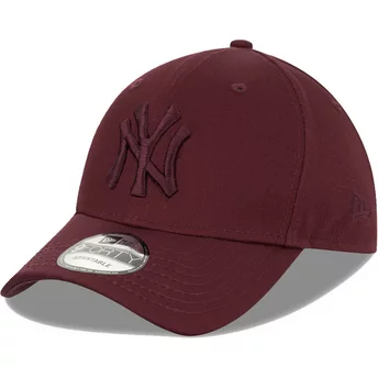 Granatowa czapka snapback z wygiętym daszkiem i logiem w kolorze granatu 9FORTY League Essential New York Yankees MLB od New Era
