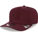 czapki-curva-czerwony-snapback-granate-granate-9fifty-stretch-snap-new-york-yankees-mlb-new-era