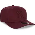 czapki-curva-czerwony-snapback-granate-granate-9fifty-stretch-snap-new-york-yankees-mlb-new-era