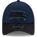 granatowo-czarna-czapka-z-zakrzywionym-daszkiem-typu-snapback-9forty-stretch-snap-sideline-road-seattle-seahawks-nfl-marki-new-e