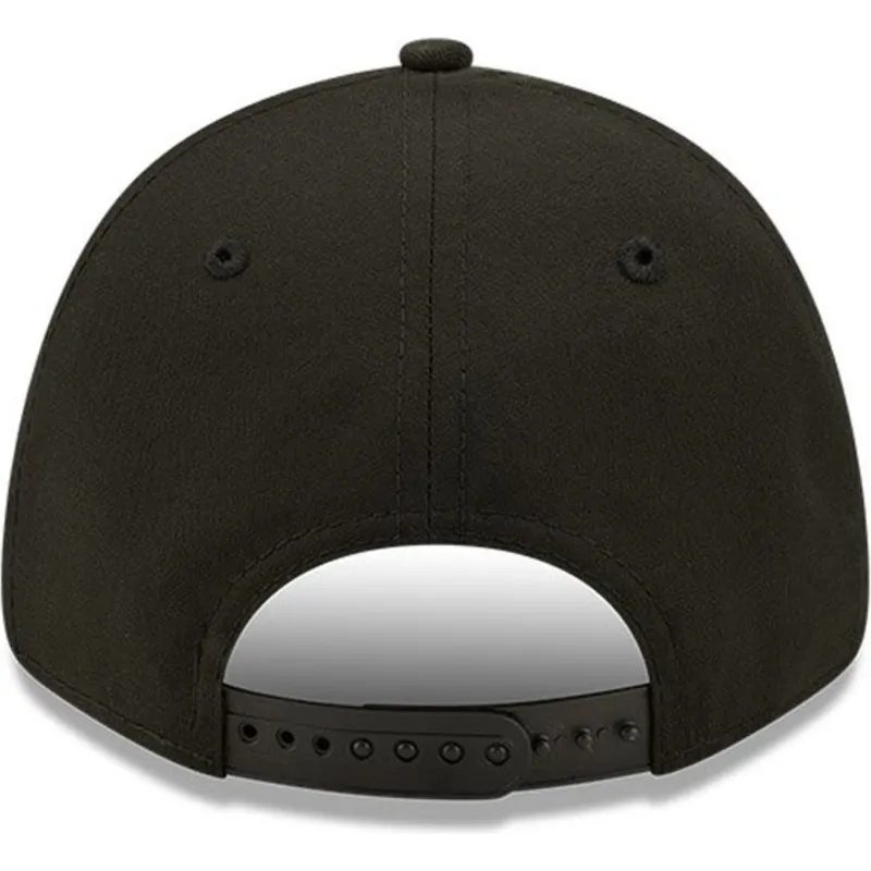 czapki-curva-czarny-snapback-rosa-9forty-black-base-new-york-yankees-mlb-new-era