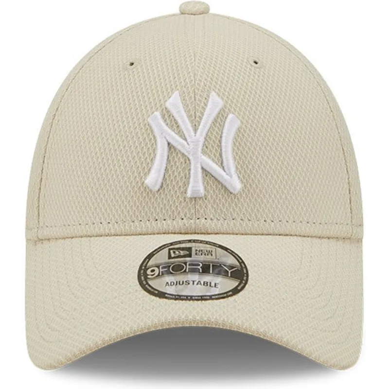 bezowa-regulowana-czapka-z-zakrzywionym-daszkiem-9forty-diamond-era-new-york-yankees-mlb-new-era