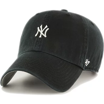 Czarna, regulowana czapka z daszkiem Clean Up Base Runner od New York Yankees MLB marki 47 Brand