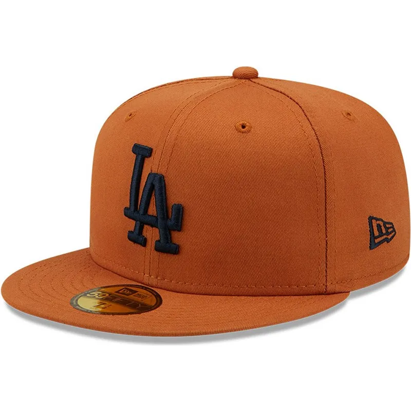 czapki-plana-brazowy-dopasowany-59fifty-league-essential-los-angeles-dodgers-mlb-new-era