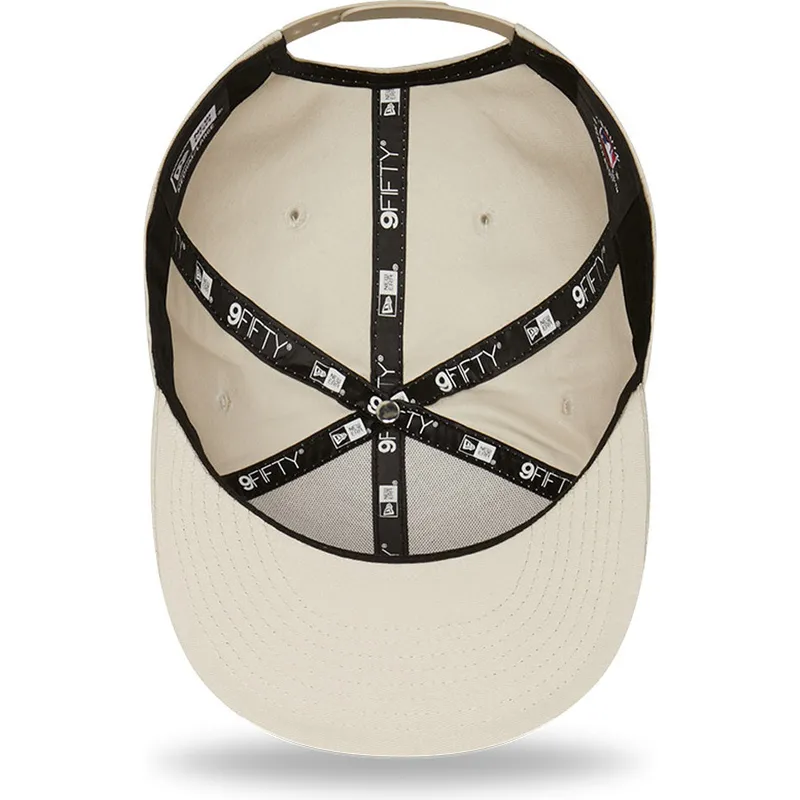 czapki-plana-szary-snapback-9fifty-league-essential-new-york-yankees-mlb-new-era czapki-plana-szary-snapback-9fifty-league-essential-new-york-yankees-mlb-new-era