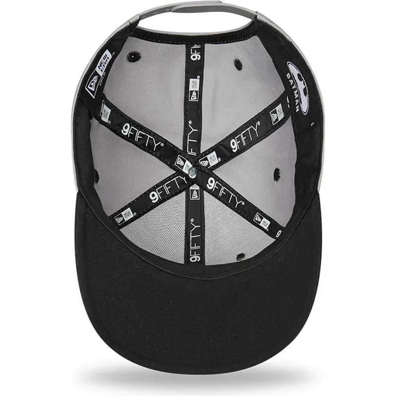 czapki-plana-szary-snapback-dla-dziecka-9fifty-character-batman-dc-comics-new-era